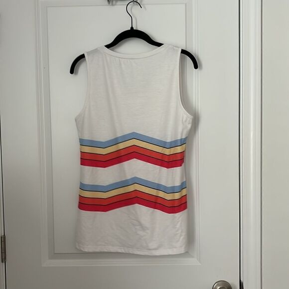 White Tank​ - Picture 2 of 2